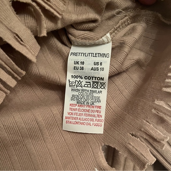 NWT Pretty Little Thing Ribbed Crop Top - Picture 7 of 8